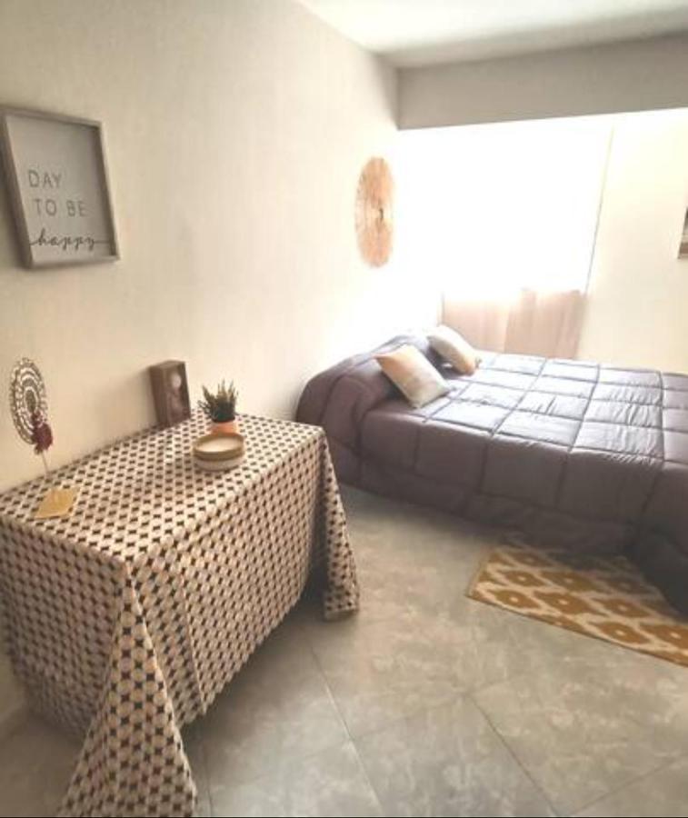 Hotel Makefemmina à Naples Extérieur photo