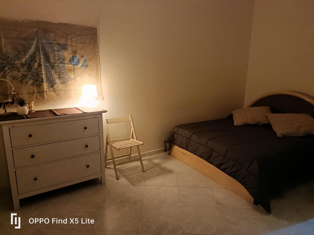 Hotel Makefemmina à Naples Extérieur photo